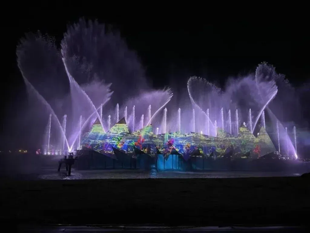 Singapore travel-wings of time light show