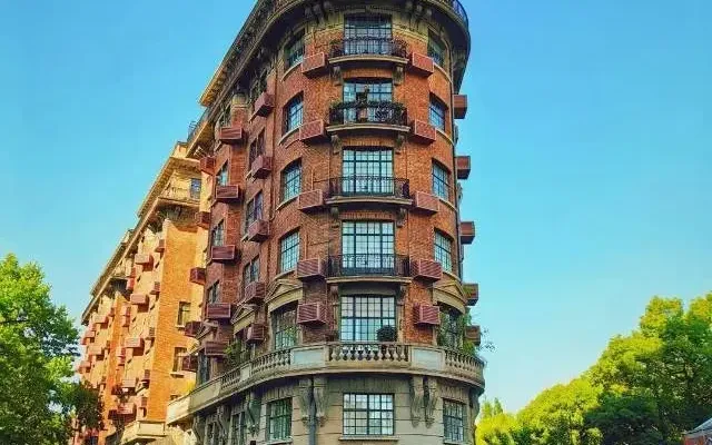shanghai city walk