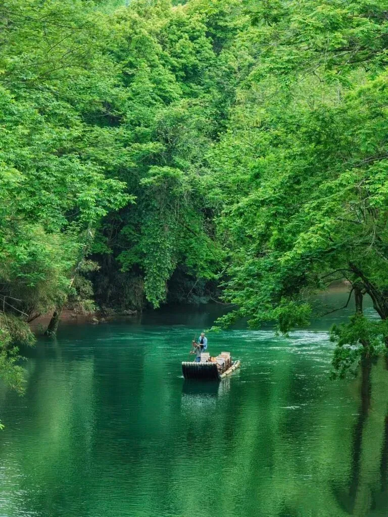 Wuyi Mountains China-rafting