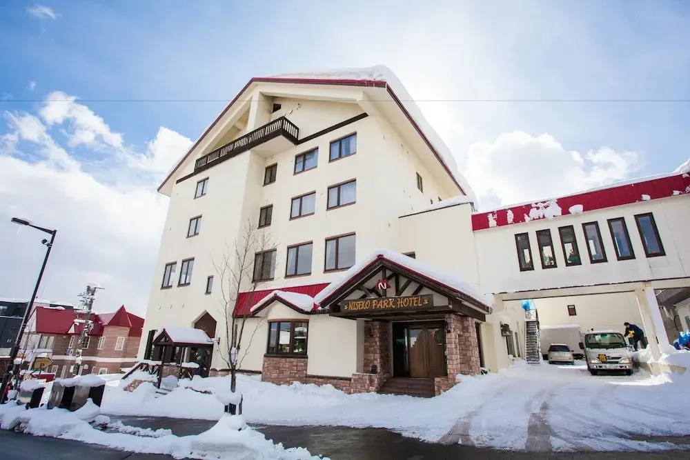 top Accommodation- Niseko Park Hotel