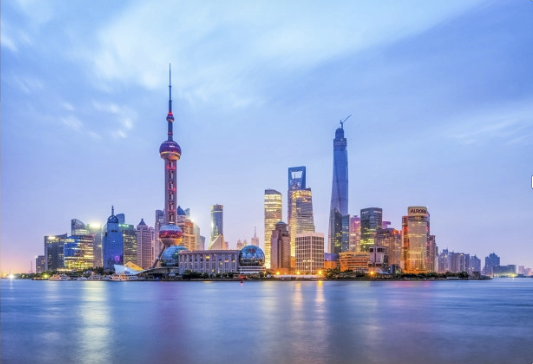 A Shanghai street scene at street level