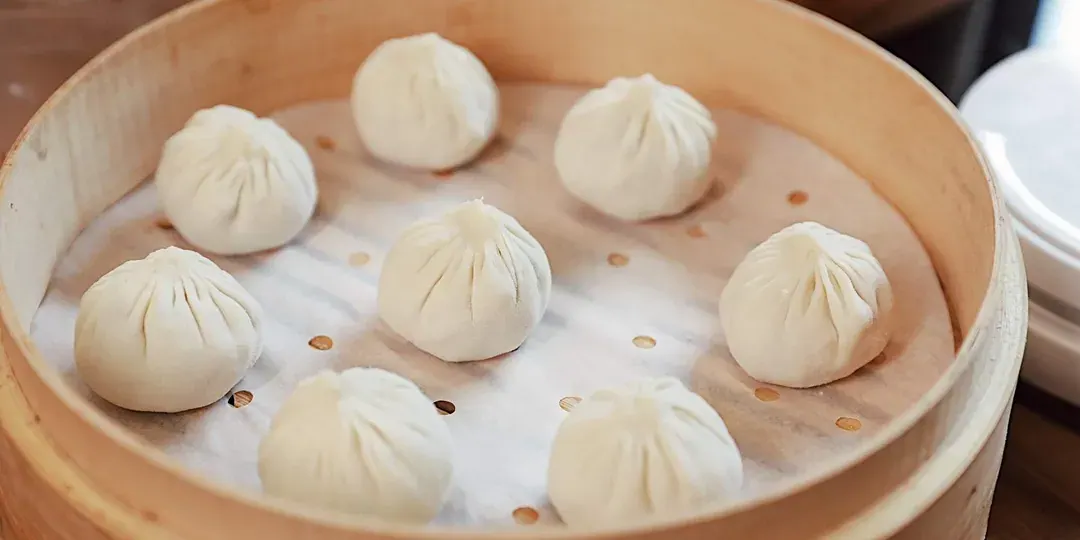 A Shanghai xiaolongbao cooking class