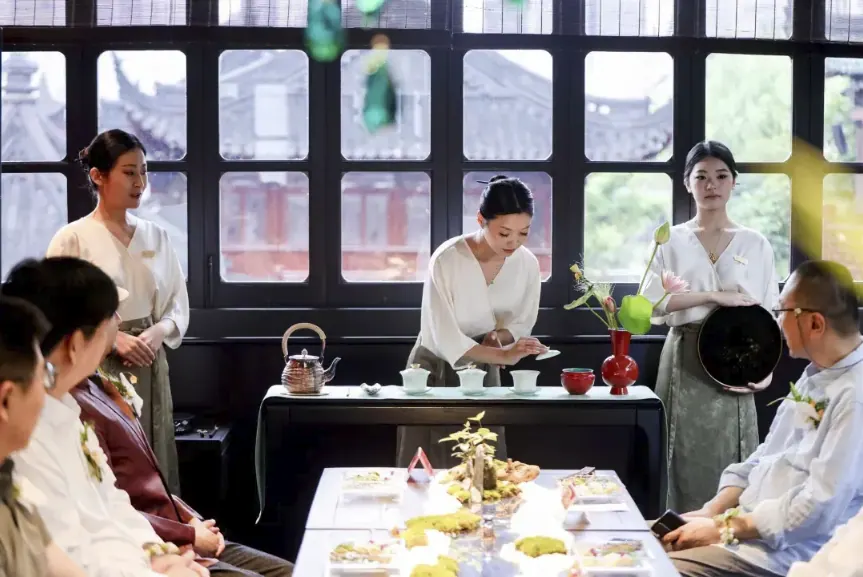 Huxinting Teahouse beside Yu Garden in Shanghai