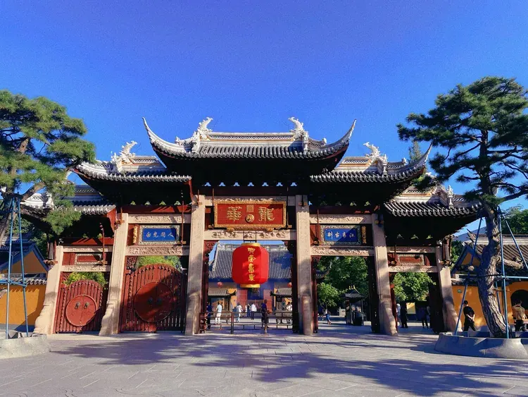 Longhua Temple in Shanghai
