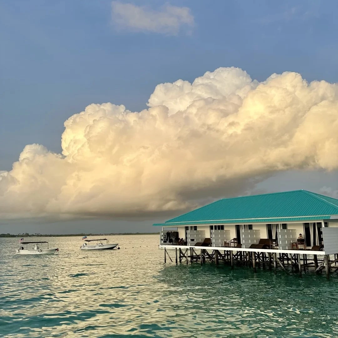 maglami waterhouse -Overwater Bungalows in Malaysia
