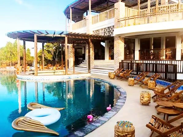 Pom Pom Mussah Poteh Resort-overwater bungalows