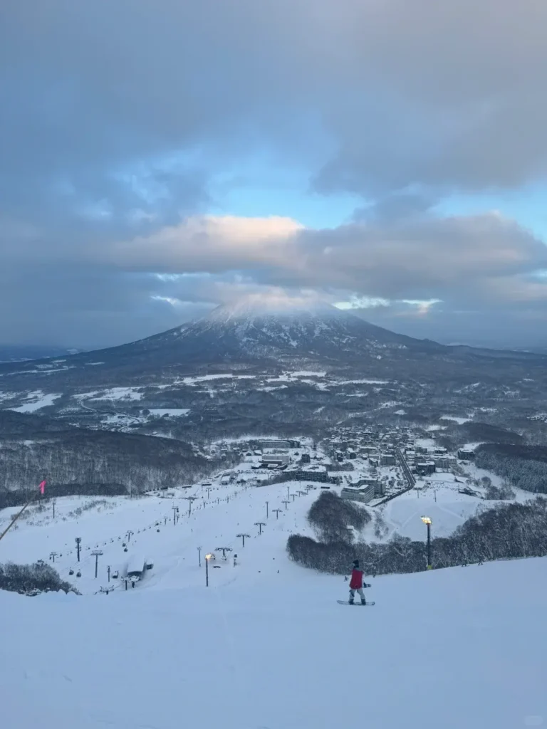 Niseko onsen ski resort- kiroro or niseko